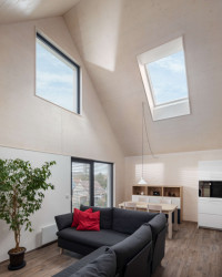 Rodinný dům v Kyjích, Prodesi/Domesi