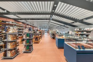 Nově zpřístupněné nejvyšší podlaží (Rekonstrukce obchodního domu La Rinascente, studio 2050+)