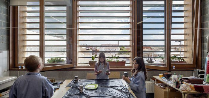 Škola v Barceloně od Harquitectes