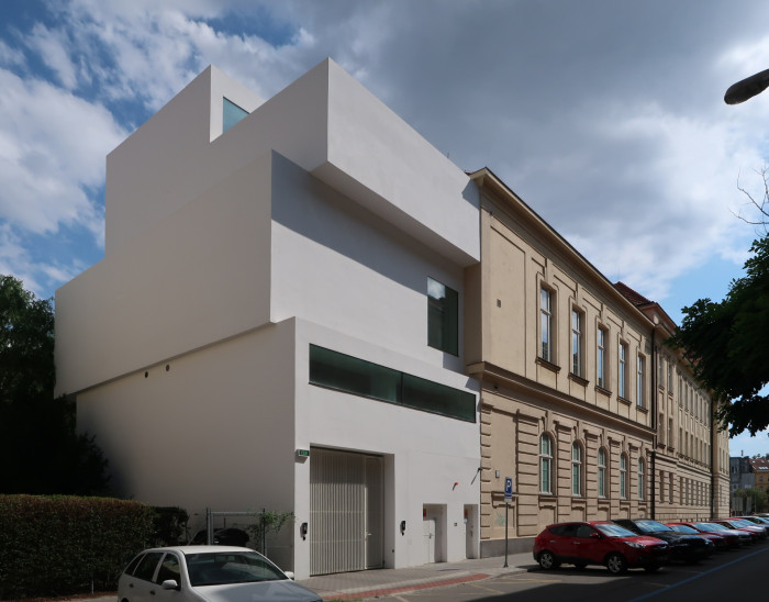 Výtvarné ateliéry Pedagogické fakulty MU v Brně, ateliér dílna (Michal Palaščak, spoluautoři Karolína Burešová, Jan Flídr)