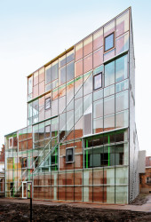 Architekt a profesor na škole ETH v Curychu Jan de Vylder bude přednášet 5. prosince 2019 v kině Světozor v Praze.