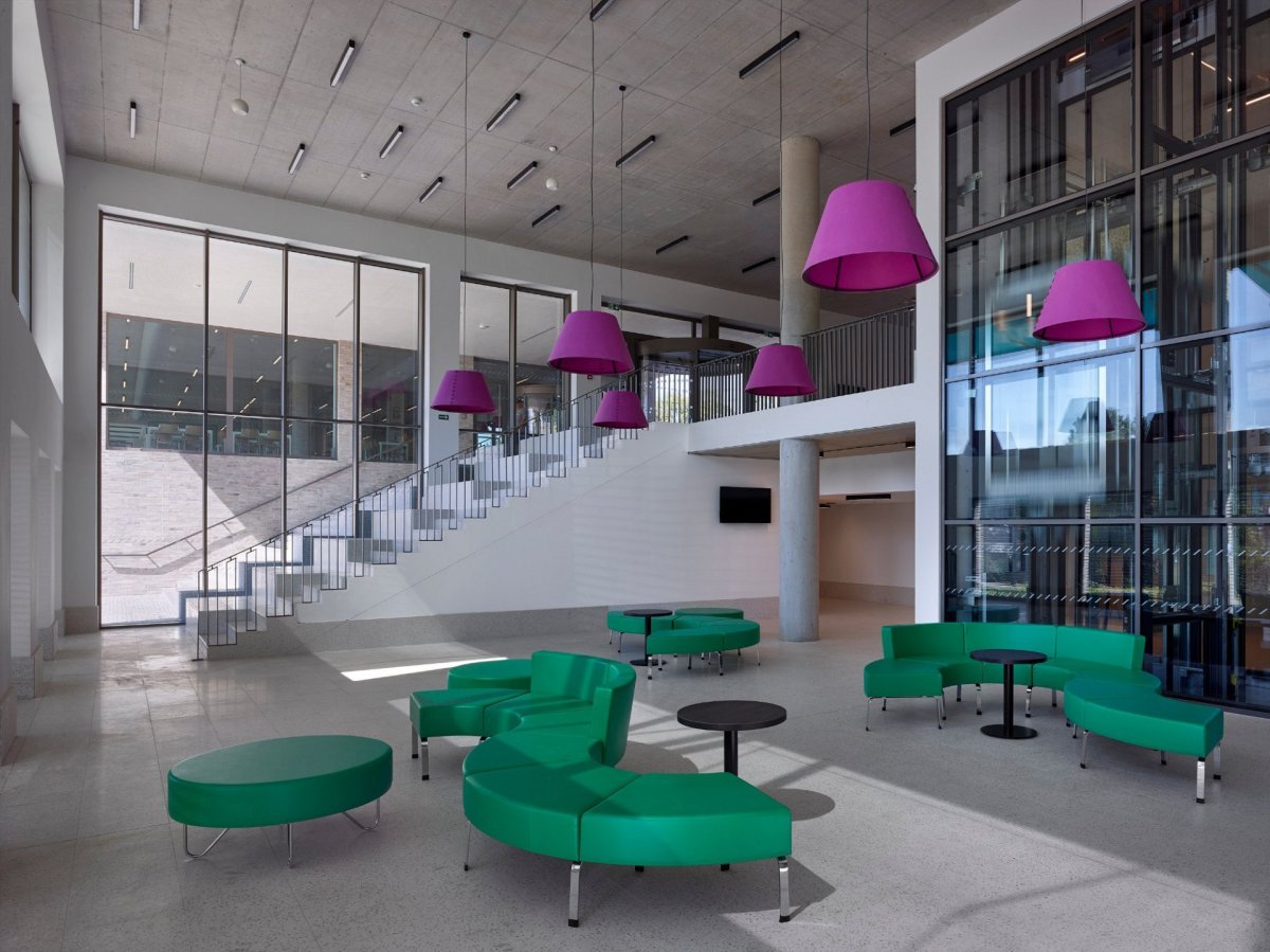 Univerzita J.E.Purkyně, Pelčák a partner architekti. Foto