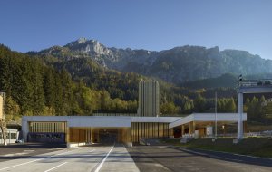 Vjezd do silničního tunelu, Riepl Riepl Architekten