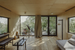 Dům z dvojice lodních kontejnerů