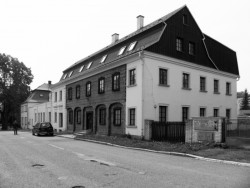 Sídlo firmy Lasvit, ov – a, ov architekti, původní podoba