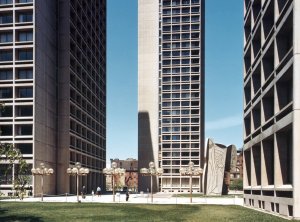 Vysokoškolské koleje University Village (Silver Towers) na Manhattanu, I.M. Pei & Associates 1965. Zdroj: nycurbanism.com