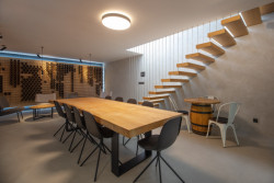 Vinný sklep se zázemím v Praze, Eva Vais Architekti / Eva Vais