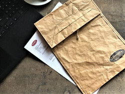 Upcyklovaná obálka.