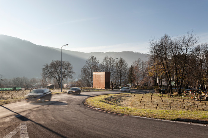Monument Majer, N/A / Benjamín Brádňanský, Vít Halada, Maroš Greš