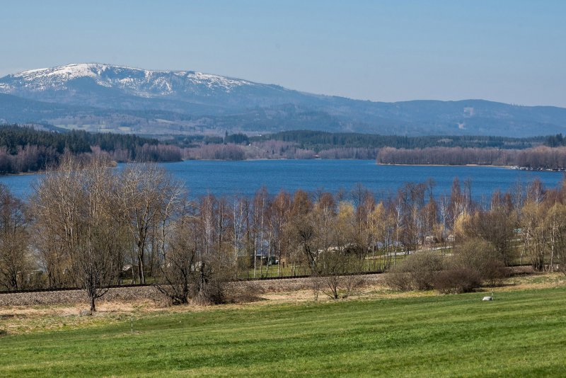 Současný pohled na vodní nádrž Lipno v místě Srdce Vltavy. Zdroj: ČVUT