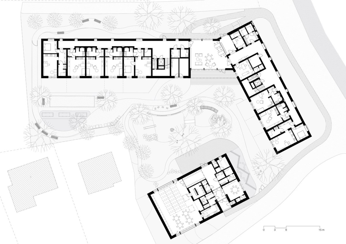 Půdorys 1. NP (Domov pro seniory s mateřskou školou v Horních Jirčanech, ti architekti)