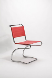 Židle H-79 od Jindřicha Halabaly pro Spojené UP závody.