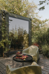 Dům z dvojice lodních kontejnerů