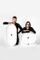 Vladimír Žák a Roman Vrtiška, čeští produktoví designéři a kreativní ředitelé Ravak