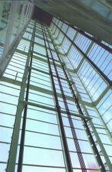 Vladimír Karfík, Baťův mrakodrap ve Zlíně, výtah - foto