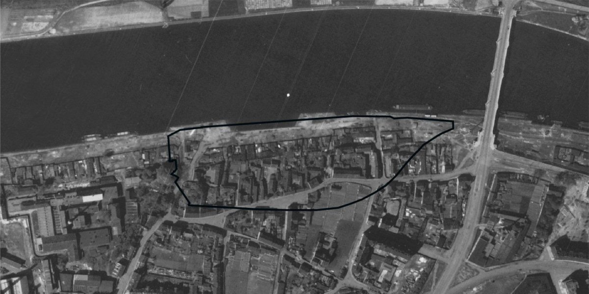 Ortofotomapa z roku 1945 zobrazující obec Holešovice před demolicí. Na obrázku je přibližně vyznačeno dnešní území panelárny.