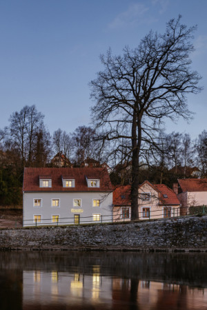Nový penzion Clementine House v Českém Krumlově. (Nový penzion v Českém Krumlově; Tereza Komárková (Architéka), Lucie Němcová)