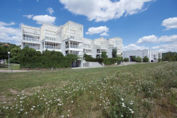 Diplomatická čtvrť architetků Jana Bočana a Tdeňka Rothbauera