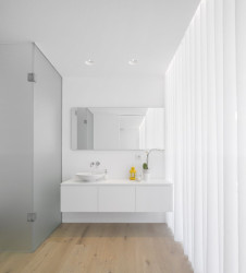 Sambade House, Spaceworkers