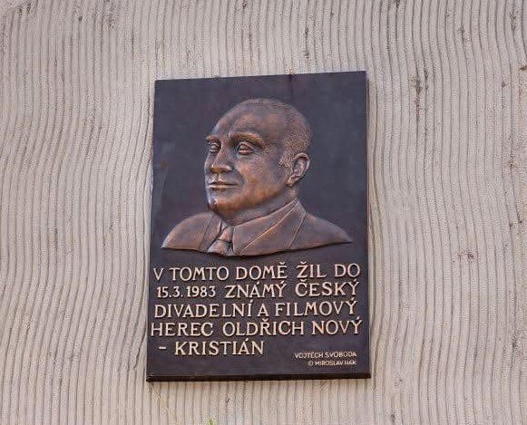 Nová pamětní deska Oldřicha Nového