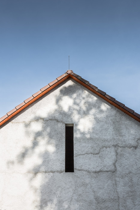 Rekonstrukce rodinného domu v Kolovratech, OTA ateliér (Tomáš Henel, Ondřej Fiala)