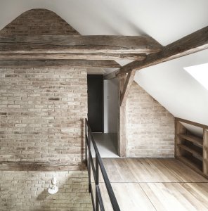 Rekonstrukce venkovského stavení v Borové, Studio Archiholik / Josef Pfeifer, Petra Belicová