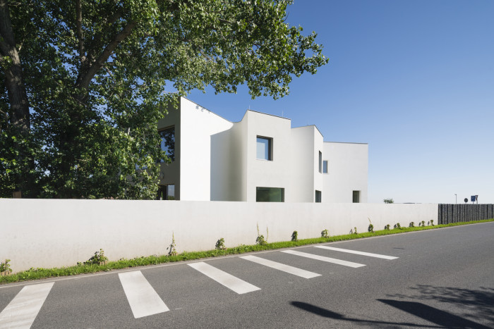 Montessori školka v Klecanech, No Architects / Jakub Filip Novák, Daniela Baráčková