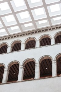 OMA, Fondaco dei Tedeschi – foto Delfino Sisto Legnani a Marco Cappelletti