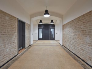 Výukové centrum VŠPJ, Qarta Architektura