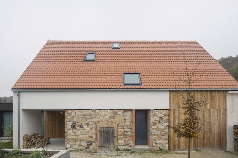 Úprava hospodářského dvora Bukonec pro bydlení, projectstudio8
