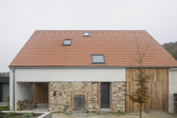 Úprava hospodářského dvora Bukonec pro bydlení, projectstudio8