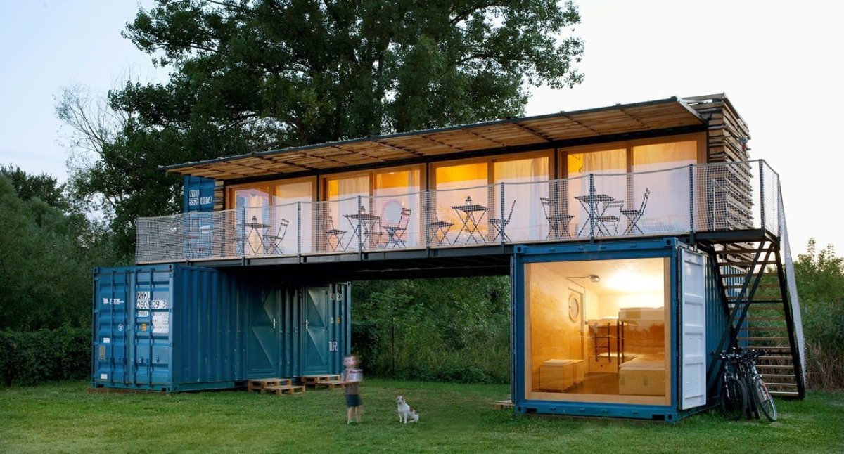 ARTIKUL architekti, ContainHotel - foto