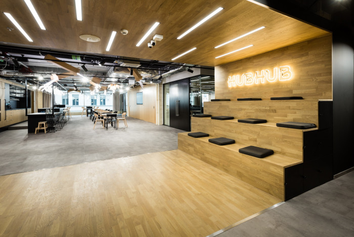 HUBHUB v Praze od studia Reaktor