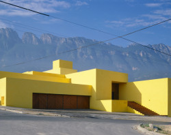 Dům Valdés v Monterey (1981-1986) od Luise Barragána