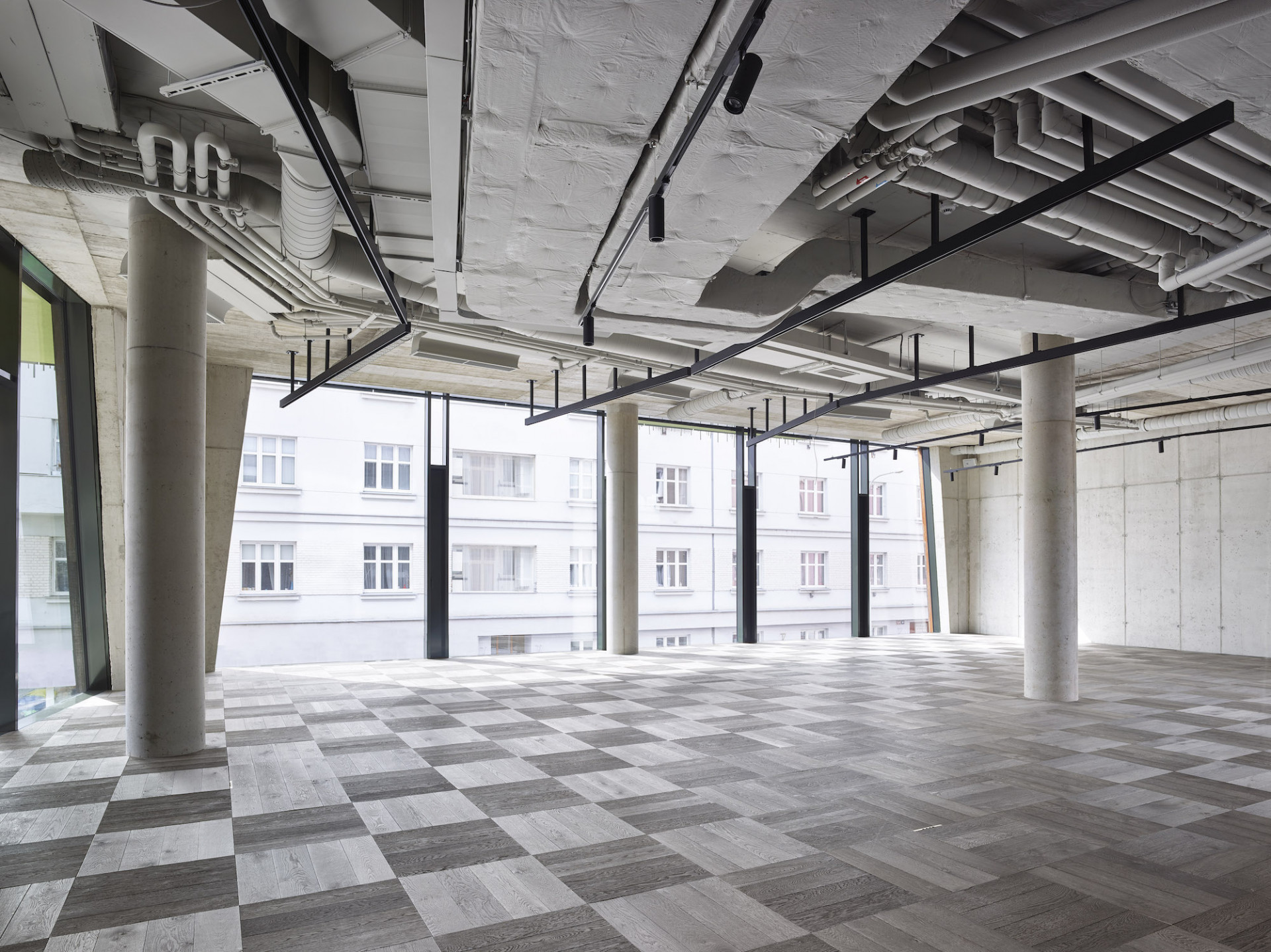 Komunardů XXXV, FIALA+NEMEC/ Stanislav Fiala