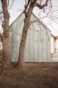 Obecní knihovna ve Statenicích, majo architekti / Jan Jaroš, Martin Poláček.
