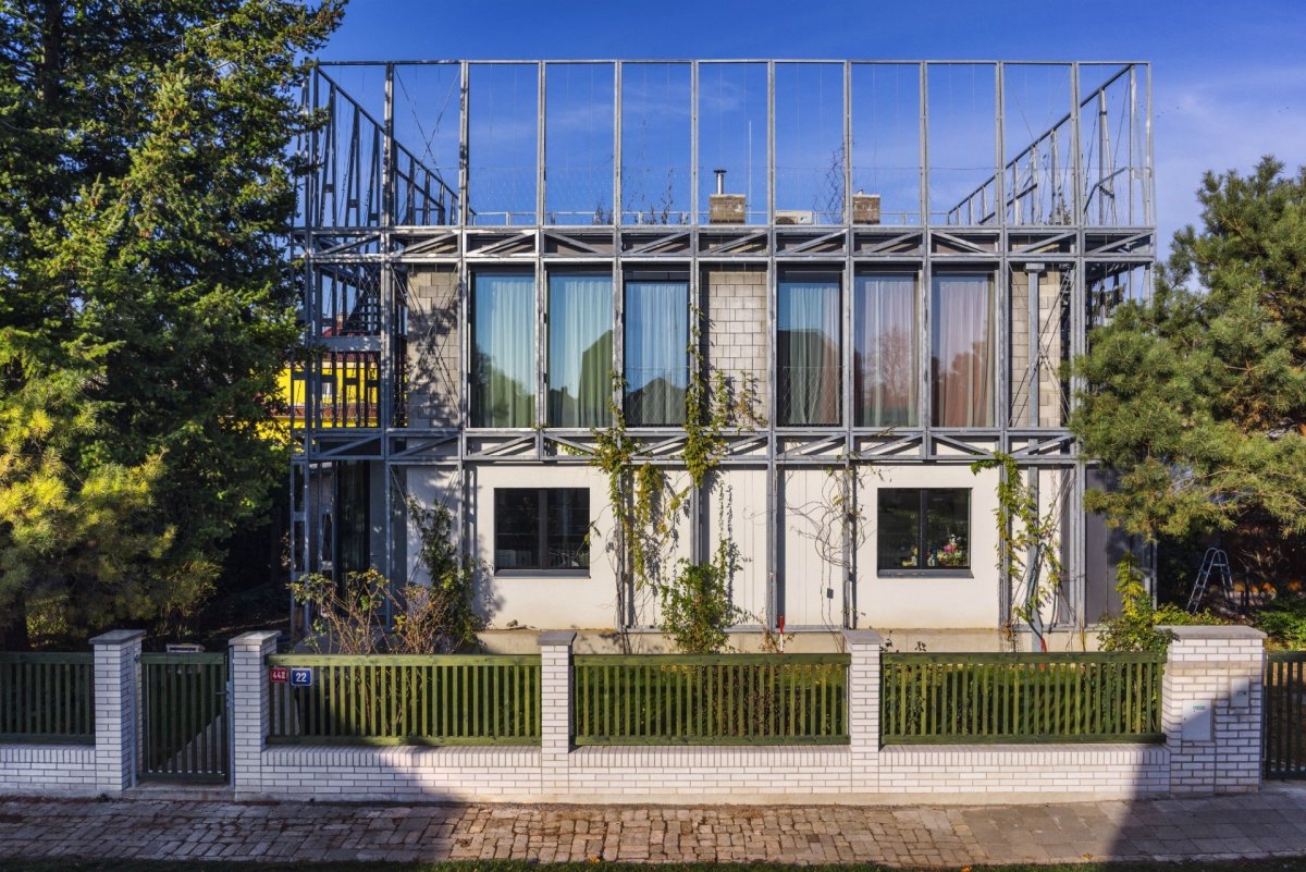 Dům v ocelovém korzetu, Jan Šépka /Šépka architekti/