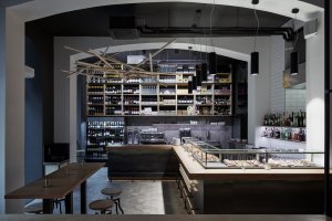Coll Coll, bar Špejle, interiér