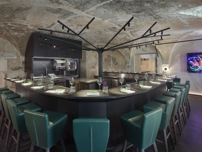 Restaurace Marie B, Olgoj Chorchoj: V pražské Dlouhé Ambiente otevřelo novou zážitkovou restauraci