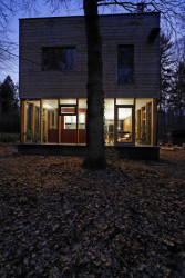 Dřevěný dům ve Středních Čechách, Sporadical