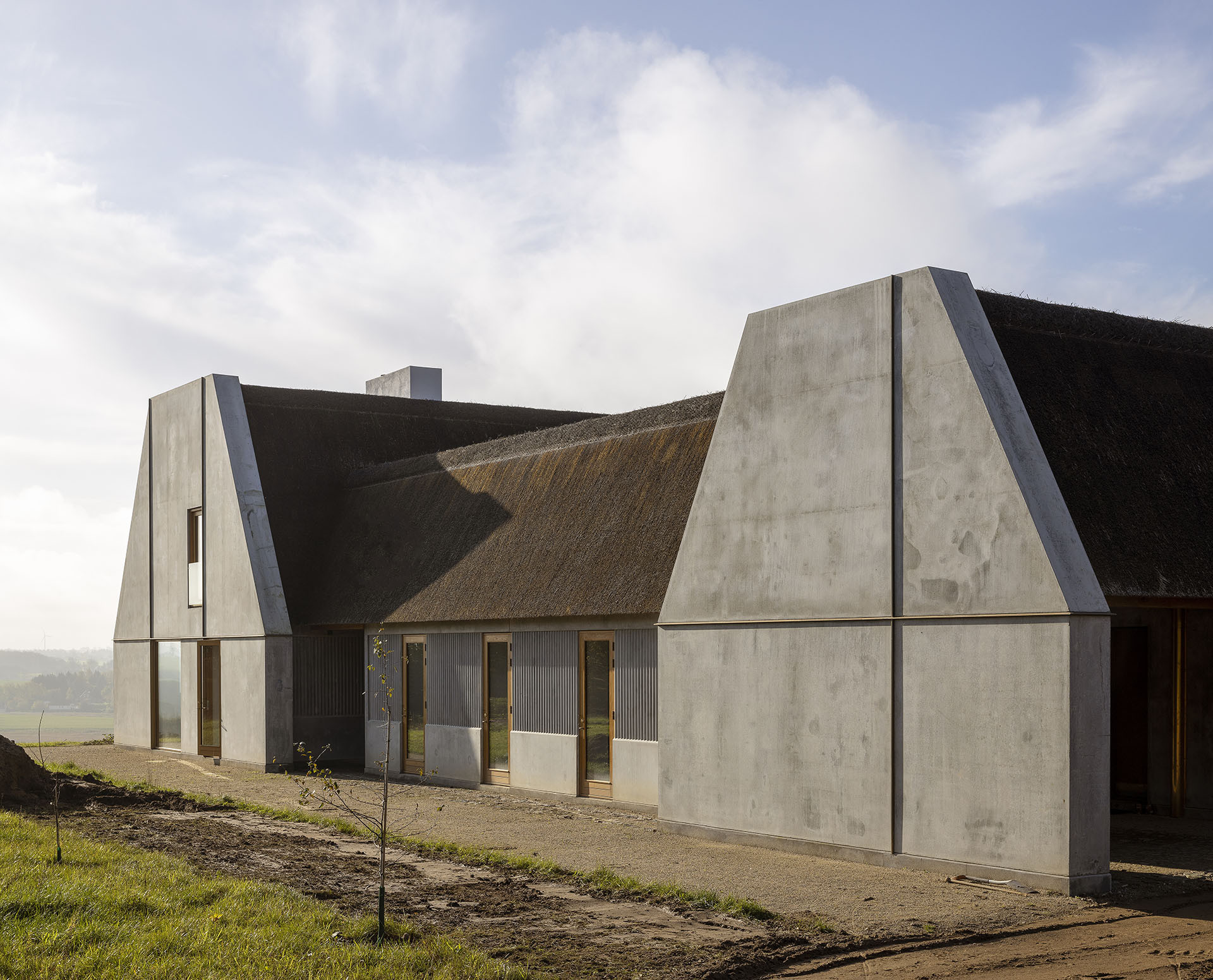 Åstrup Have je dům v Šlesvicku na jihu Dánska. (Åstrup Have, NORRØN Architects)