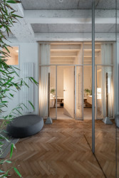 Vítěz kategorie Interiér slovenských cen CEZAAR 2018, What architects, Přízemní byt. Foto: What architects