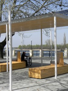 +48 Grupa Projektowa, Vladimír Balda, Jiří Žid, Pavilon na nábřeží Dněpru – foto