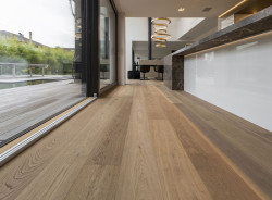 Rodinný dům v Mnichově s podlahou Admonter dub salis - foto