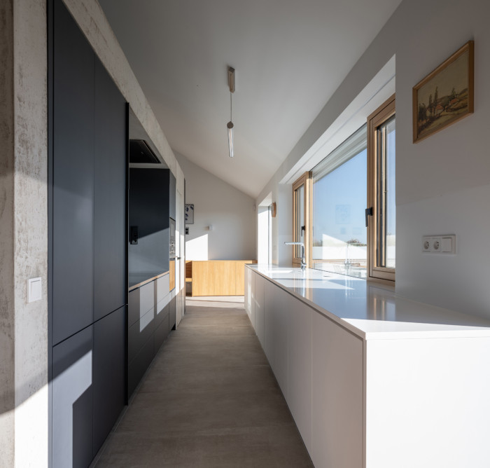 Rodinný dům s atriem, SENAA architekti / Václav Navrátil, Jan Sedláček