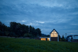 Dům pro fotografa od studia ValArch