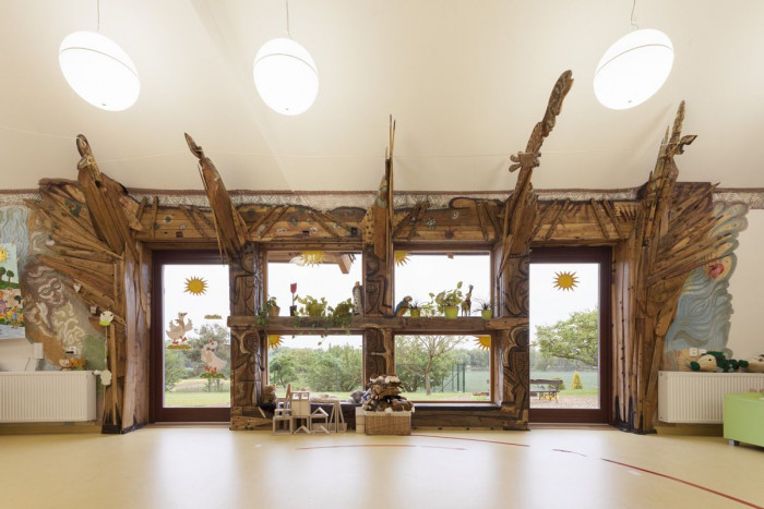 Atelier 8000 (Martin Krupauer, Jiří Střítecký), Mateřská škola v Dobříni - foto