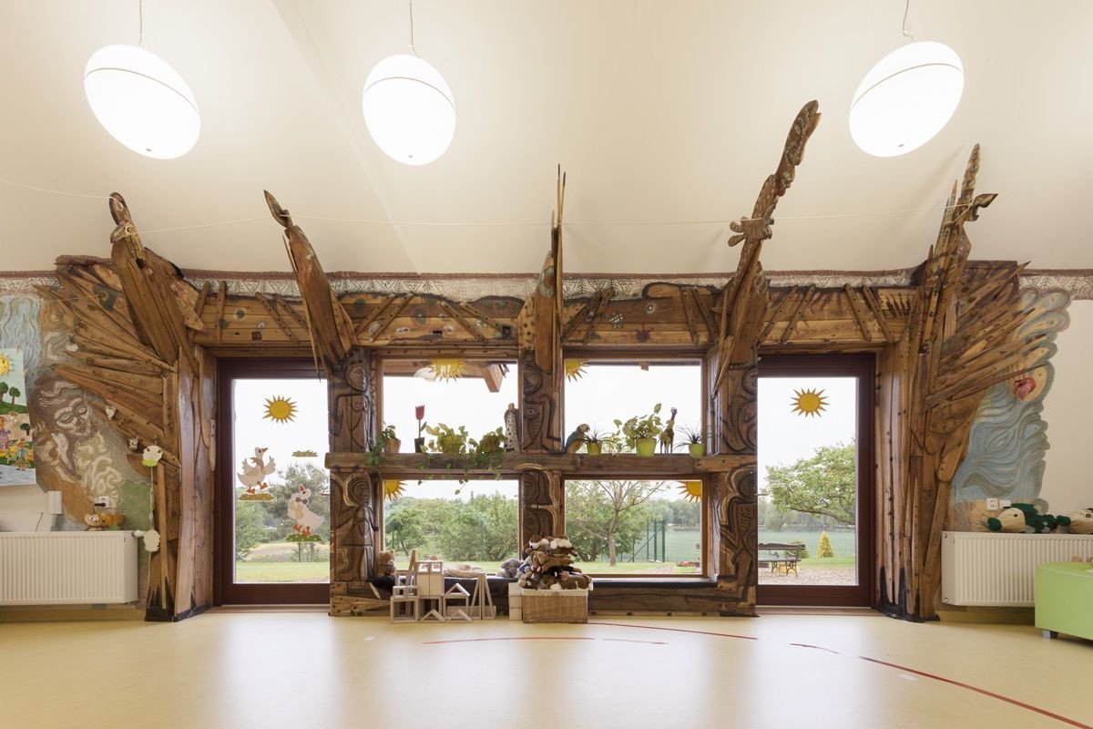 Atelier 8000 (Martin Krupauer, Jiří Střítecký), Mateřská škola v Dobříni - foto
