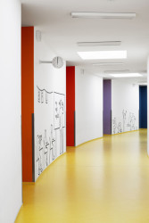 Studio Grulich architekti realizovalo v Líbeznicích pavilon základní školy.