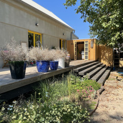 Zázemí lesní školky a komunitní centrum ve Ctěnicích